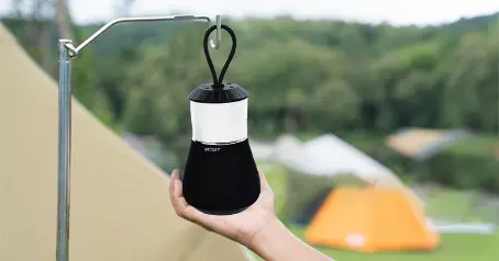 Come collegare l'altoparlante Bluetooth al microfono