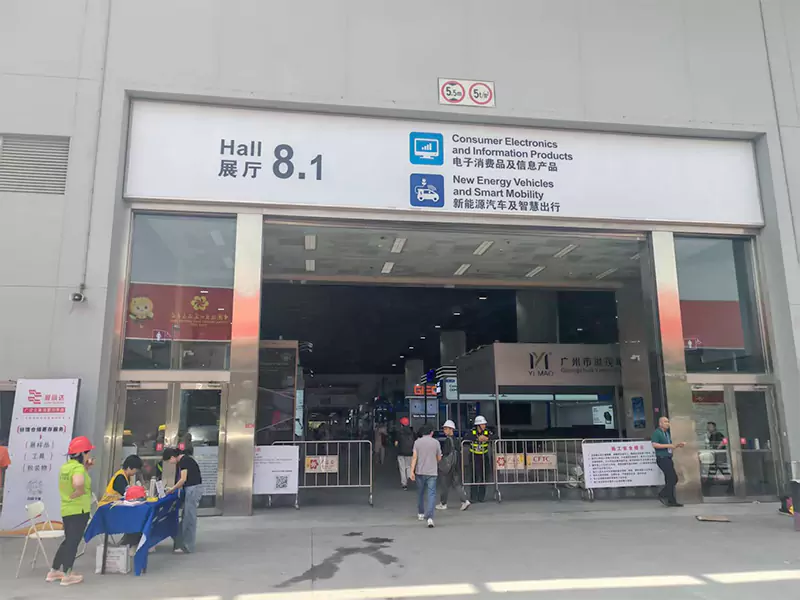 Il conto alla rovescia inizia! Impostazione dello stand Canton Fair della Synst Company in corso (14 aprile 2025 Aggiornamento speciale)